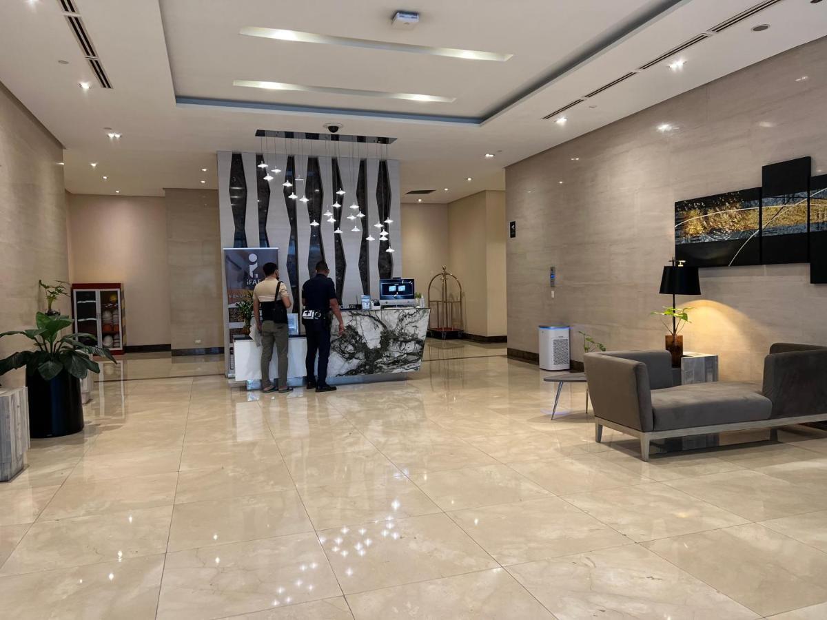 Condotel In Venice Grand Canal Mall Taguig Kültér fotó